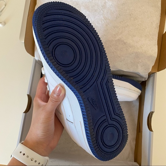 Air Force 1 - Picture 5 of 8